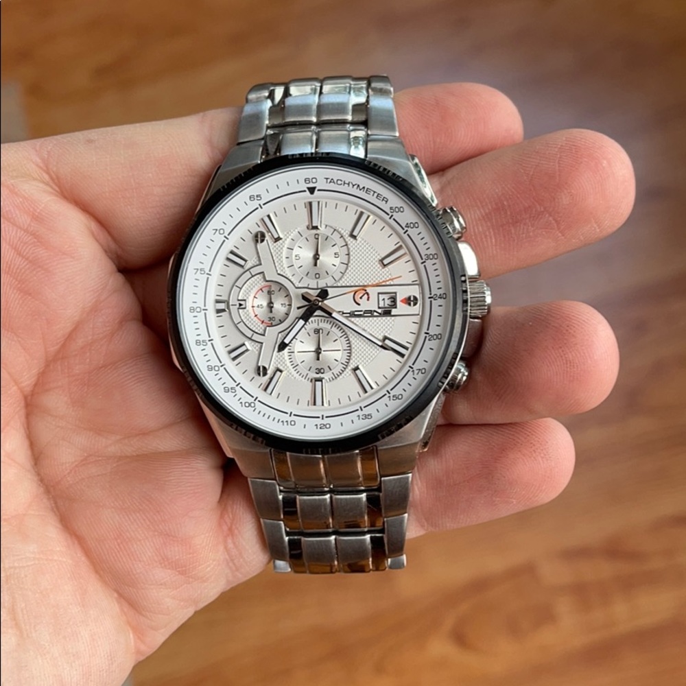 Chicane Watch